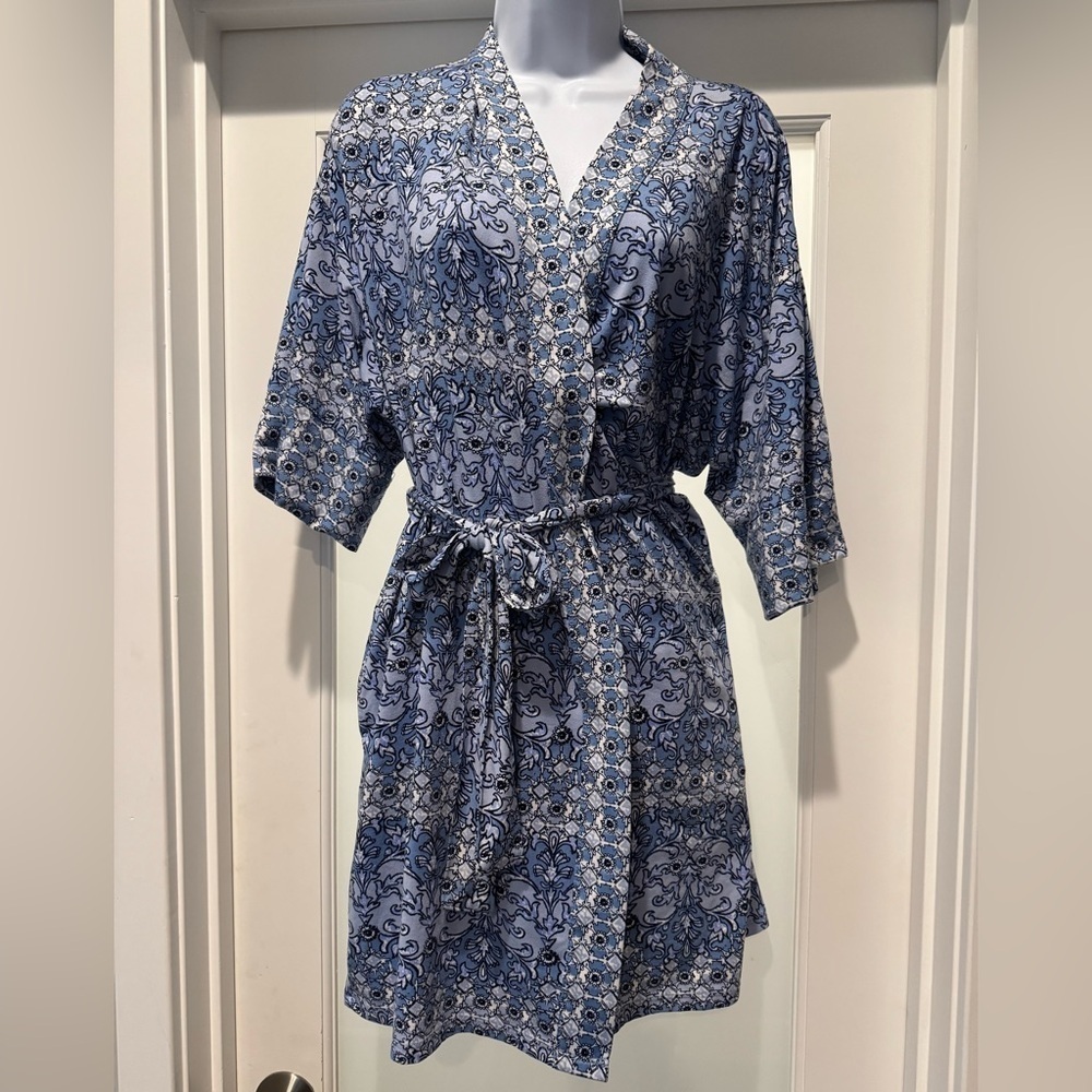 SECRET TREASURES Blue Floral Patterned Kimono Robe Size S 4-6 Sleepwear Cozy